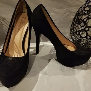 De Blossom Collection Black Stiletto Heels Size 9